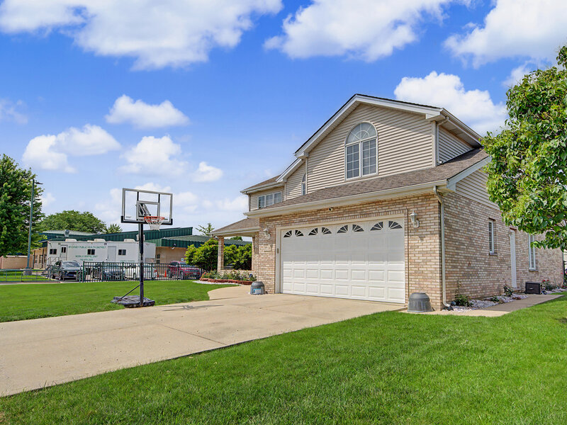 7716 Leclaire Avenue Burbank IL 60459