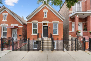 Photo of 2042 W Coulter Street Chicago IL 60608