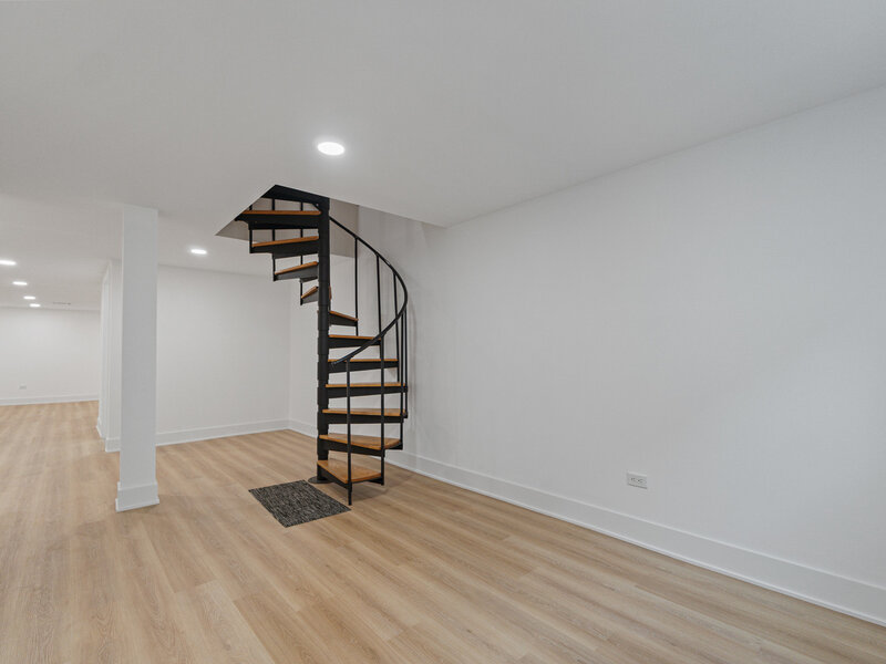 2042 W Coulter Street Chicago IL 60608