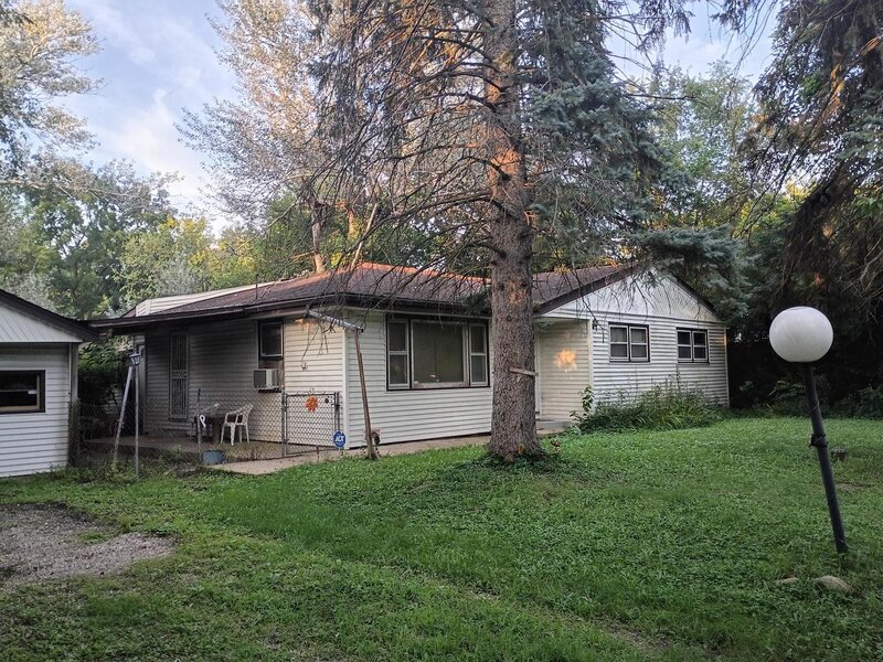22 Irving Park Road Roselle IL 60172