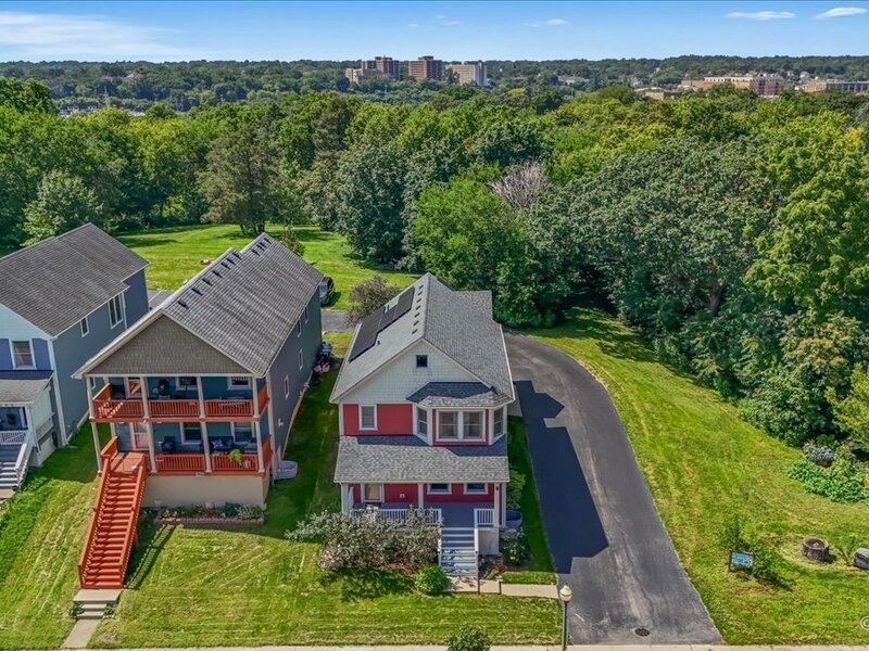 176 S Channing Street Elgin IL 60120