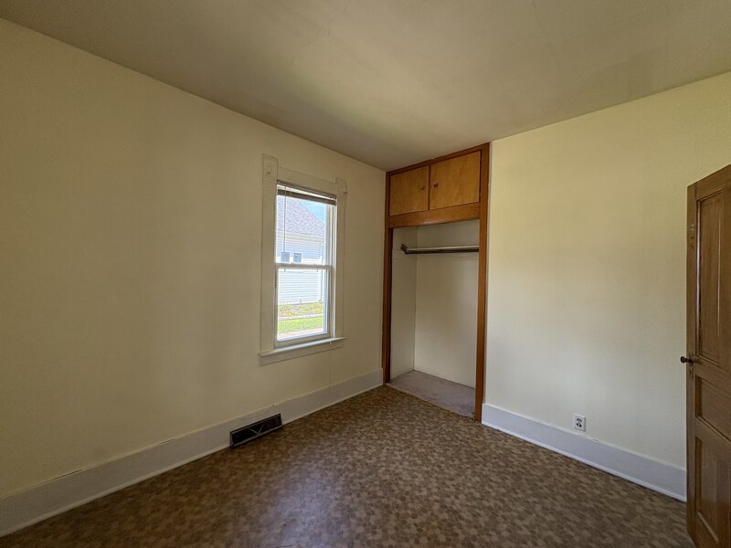 1423 Pulaski Street Peru IL 61354