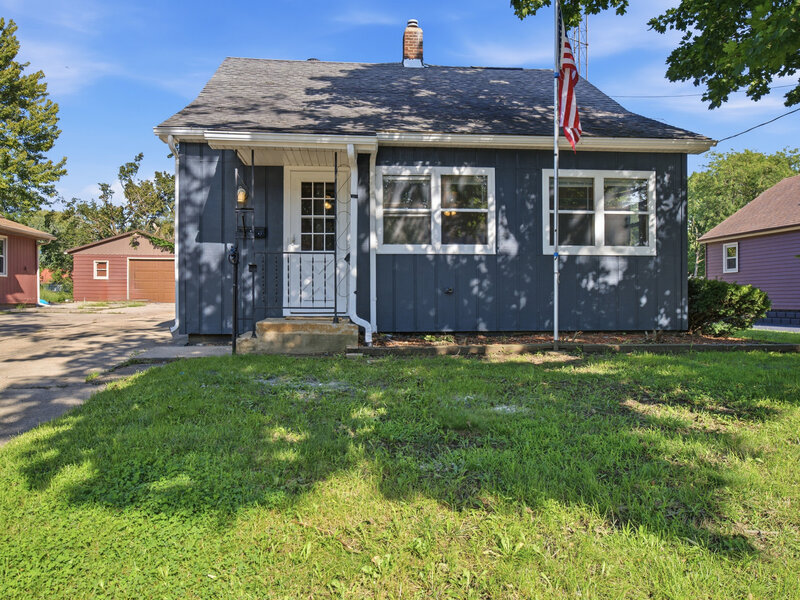 1215 Colton Avenue Bloomington IL 61701