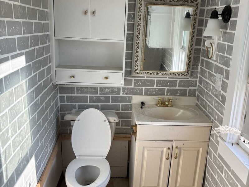 214 2nd Avenue Clinton IA 52732