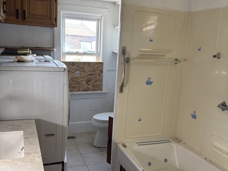 214 2nd Avenue Clinton IA 52732