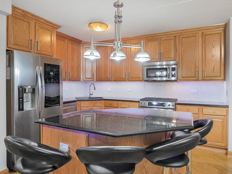 4833 N Olcott Avenue Harwood Heights IL 60706