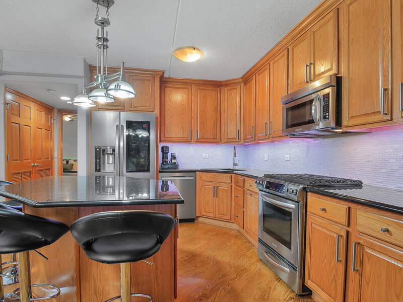 4833 N Olcott Avenue Harwood Heights IL 60706