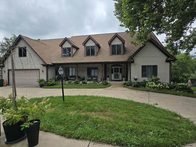 23 Amanda Lane Yorkville IL 60560