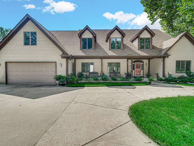 23 Amanda Lane Yorkville IL 60560