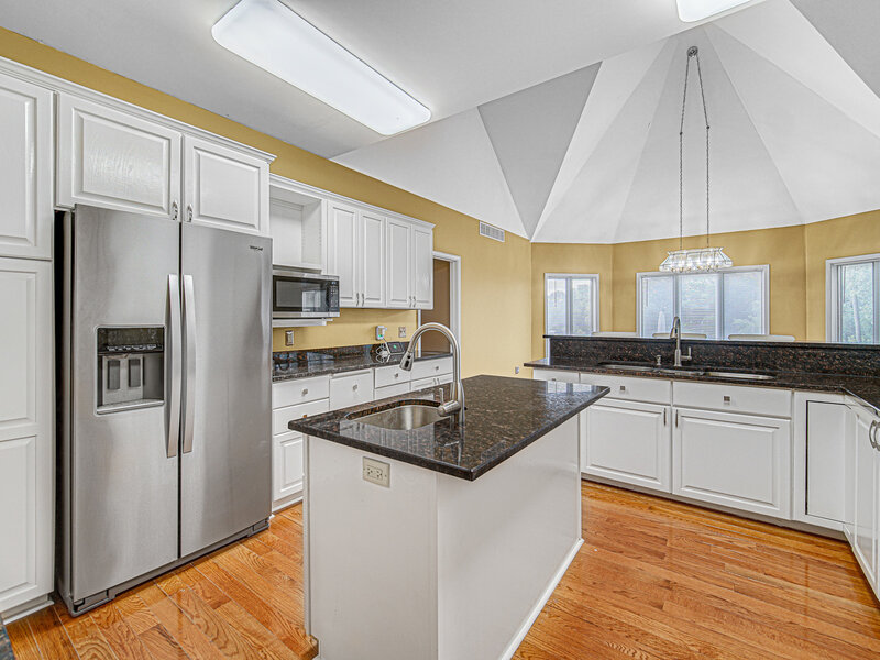 23 Amanda Lane Yorkville IL 60560