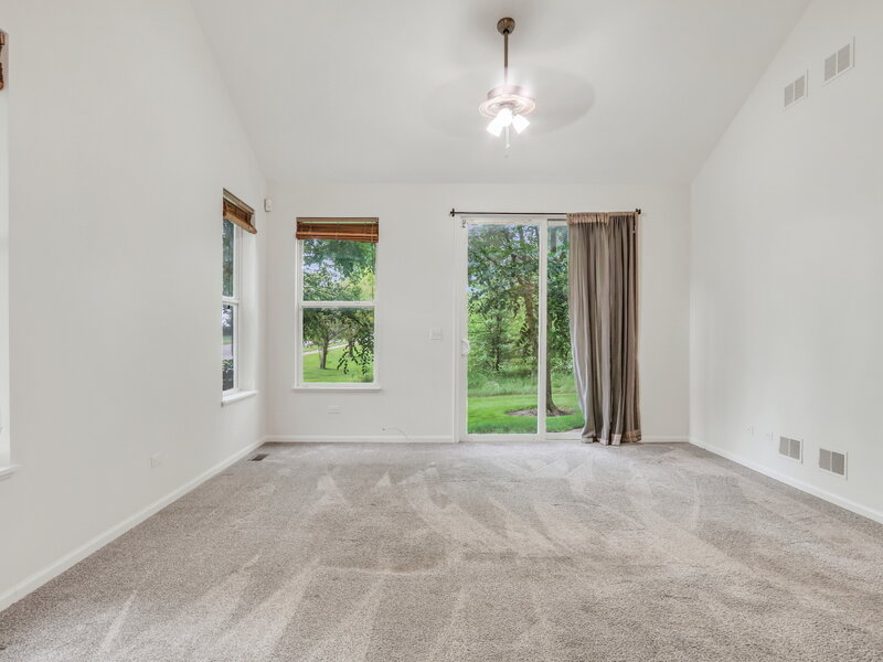 320 Berkshire Drive Lake Villa IL 60046