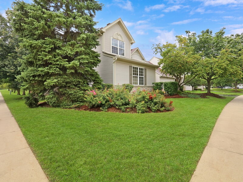 320 Berkshire Drive Lake Villa IL 60046