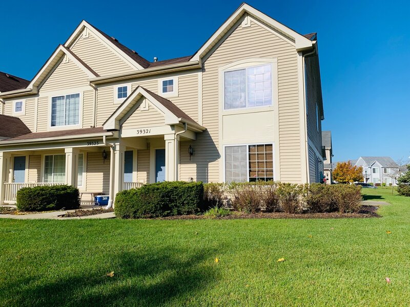 39321 N Melbourne Court Beach Park IL 60083
