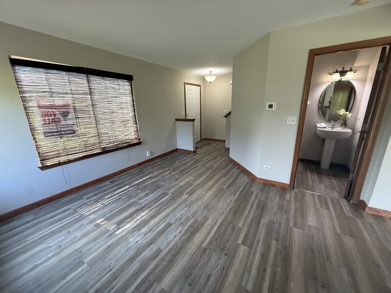 39321 N Melbourne Court Beach Park IL 60083