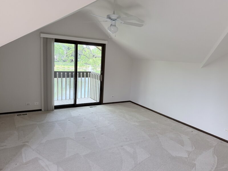 12 Kent Court Willowbrook IL 60527