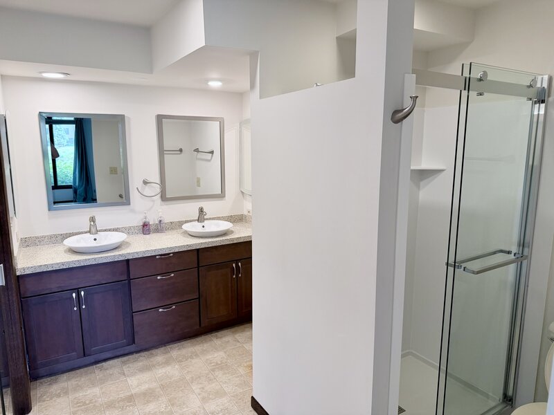 12 Kent Court Willowbrook IL 60527