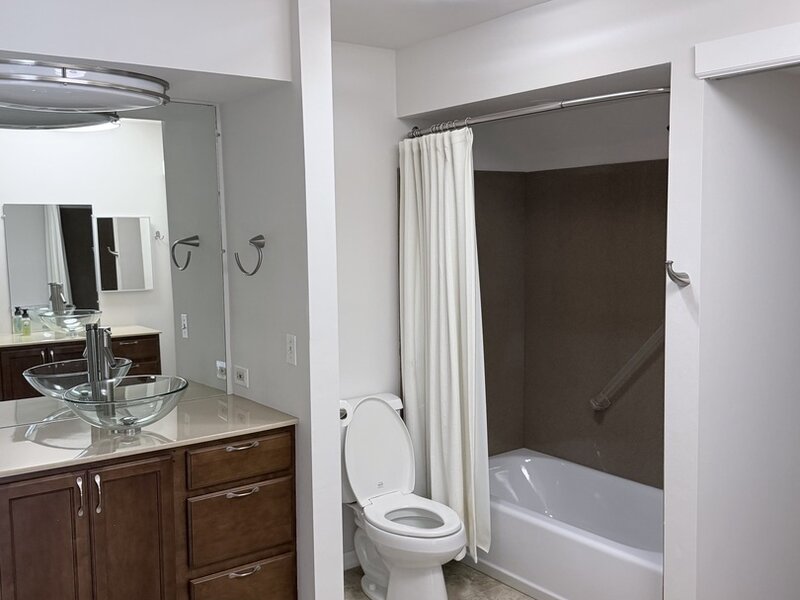 12 Kent Court Willowbrook IL 60527