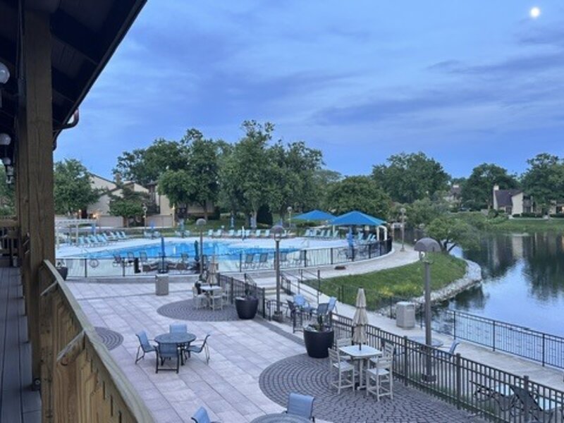 12 Kent Court Willowbrook IL 60527