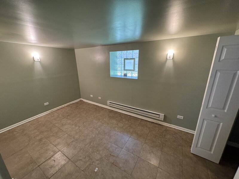 609 E 89th Street Chicago IL 60619