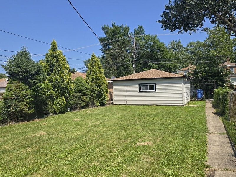 8505 S King Drive Chicago IL 60619