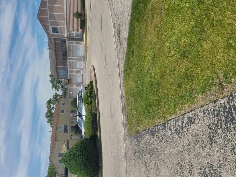 19325 Oakwood Avenue Country Club Hills IL 60478