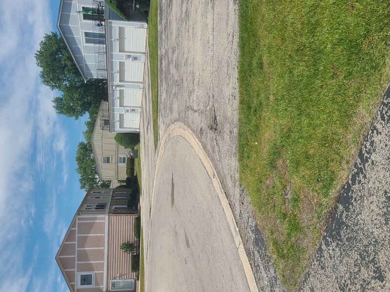 19325 Oakwood Avenue Country Club Hills IL 60478