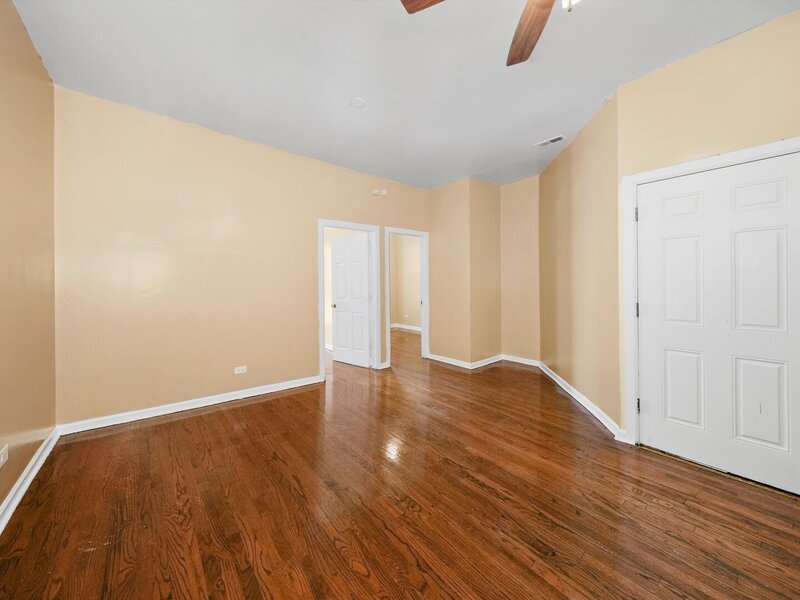3921 W Huron Street Chicago IL 60624