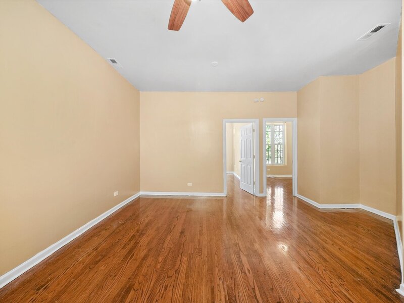 3921 W Huron Street Chicago IL 60624