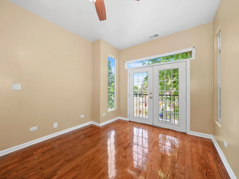 3921 W Huron Street Chicago IL 60624