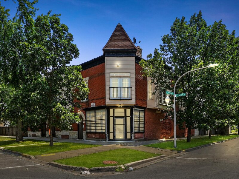 3921 W Huron Street Chicago IL 60624