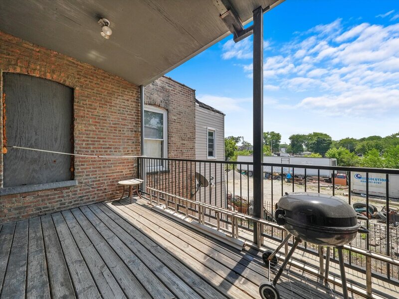 3921 W Huron Street Chicago IL 60624