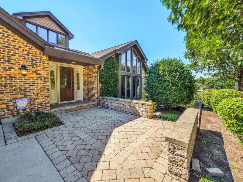305 N Dale Avenue Mchenry IL 60050