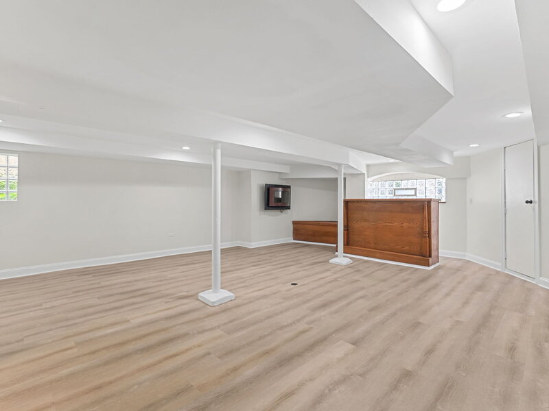 8044 S Harper Avenue Chicago IL 60619