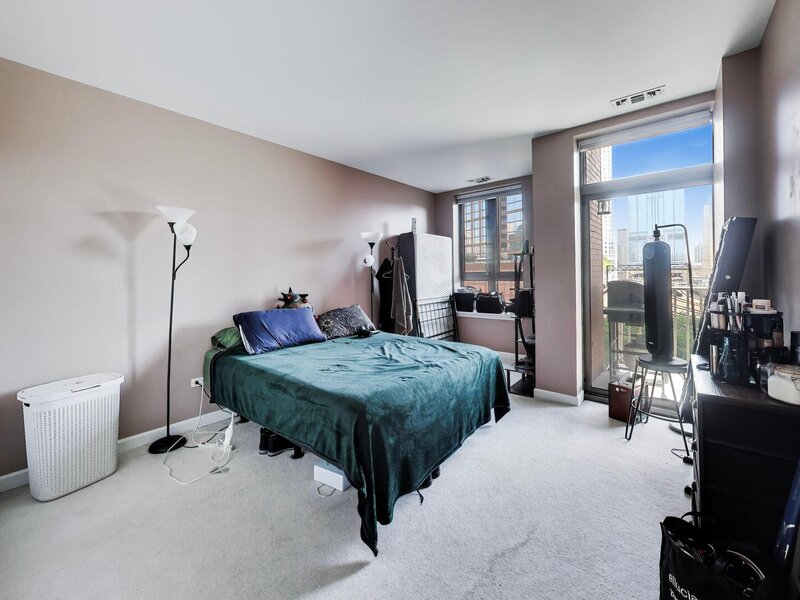 400 N Clinton Street Chicago IL 60654