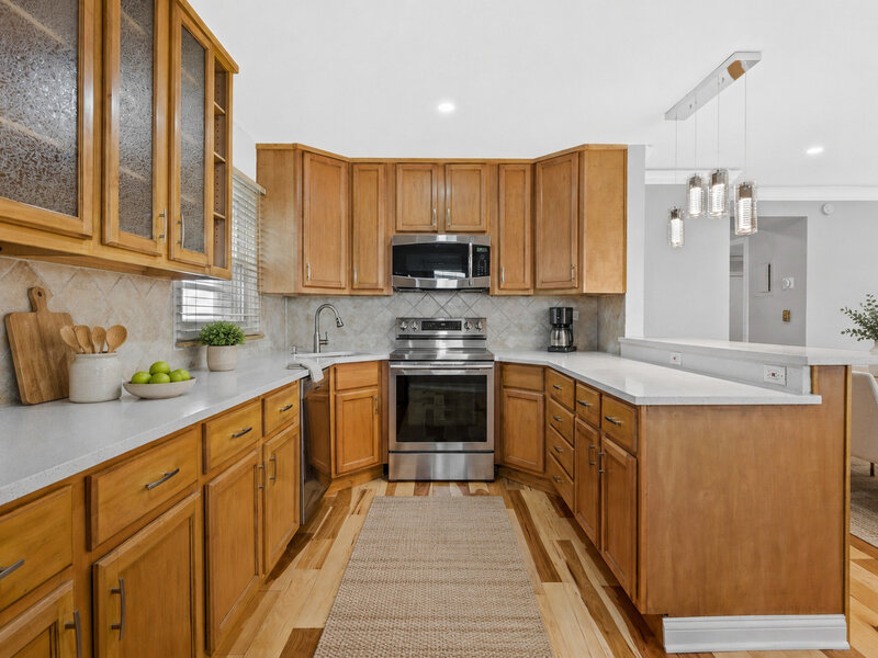 9421 Kelvin Lane Schiller Park IL 60176