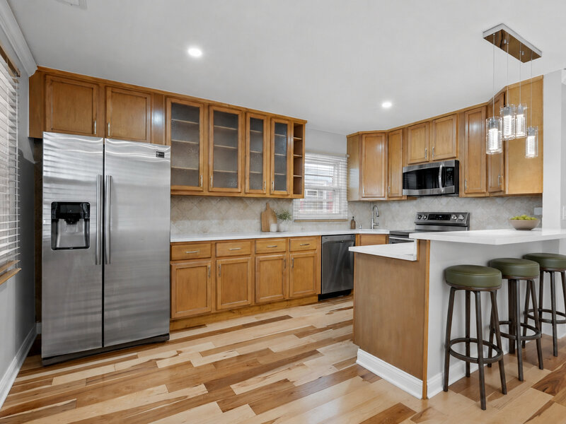 9421 Kelvin Lane Schiller Park IL 60176