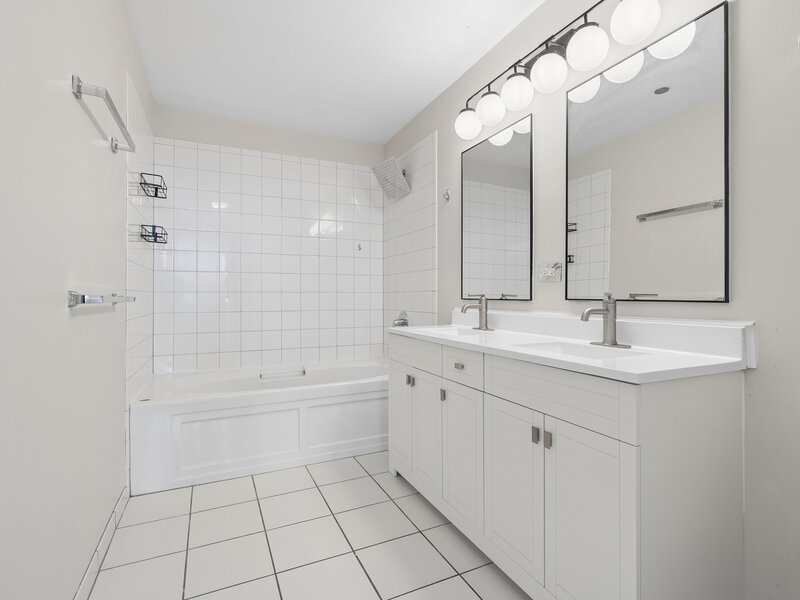 1720 S Michigan Avenue Chicago IL 60616