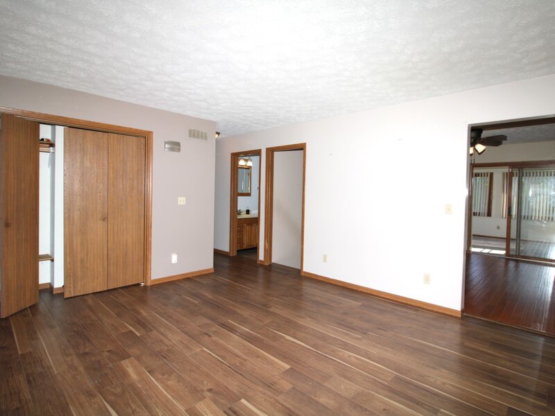 2845 W 63rd Street Davenport IA 52806