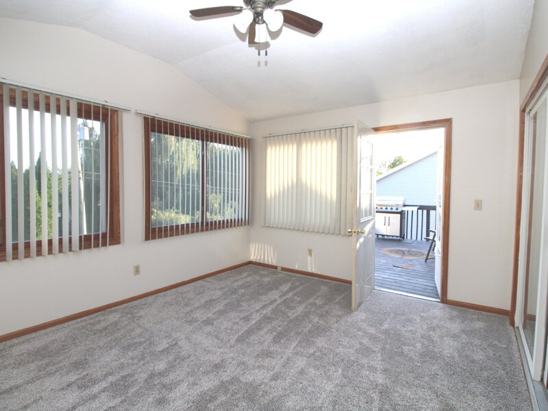 2845 W 63rd Street Davenport IA 52806