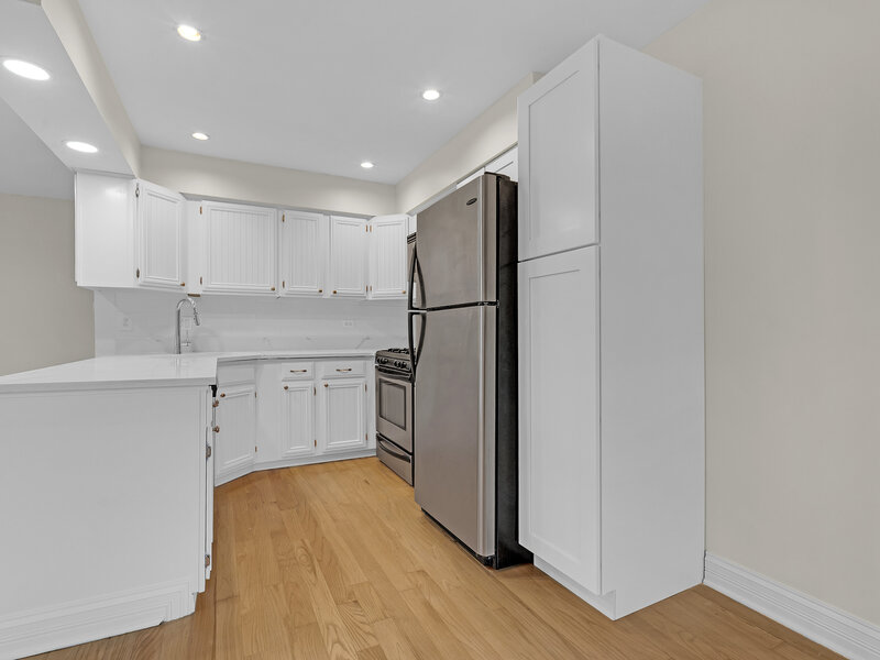 608 Inverrary Lane Deerfield IL 60015