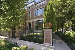Photo of 2658 N Mildred Avenue Chicago IL 60614