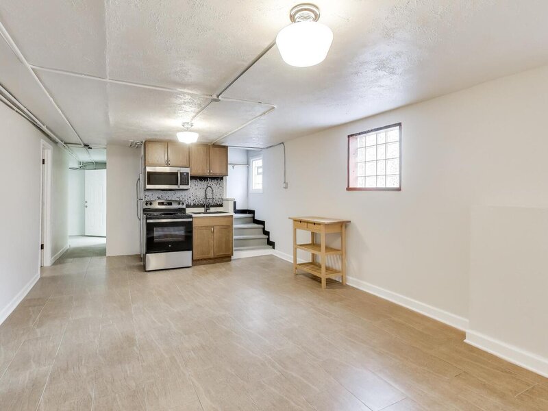 6503 N Maplewood Avenue Chicago IL 60645