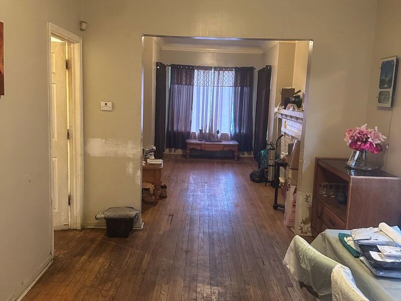 7748 S Langley Avenue Chicago IL 60619