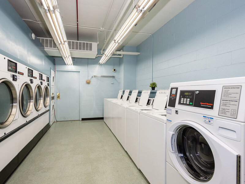 1401 E 55th Street Chicago IL 60615
