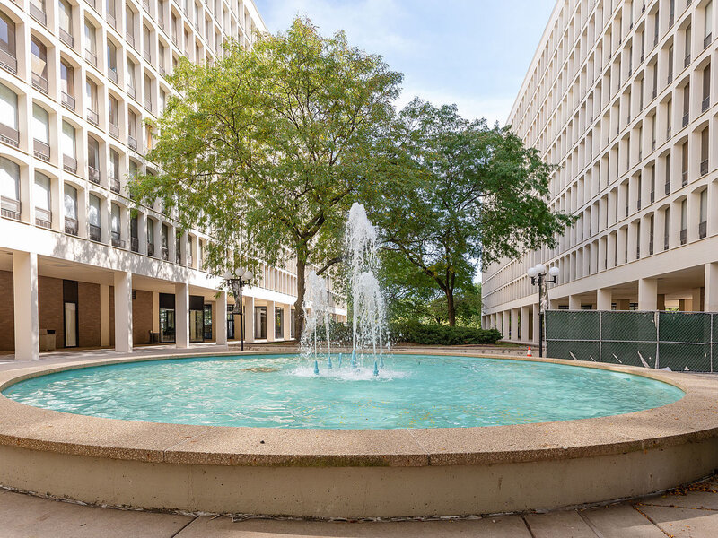 1401 E 55th Street Chicago IL 60615