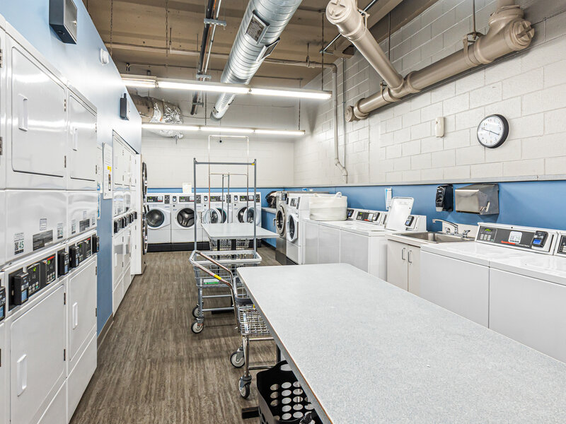 1360 N Sandburg Terrace Chicago IL 60610