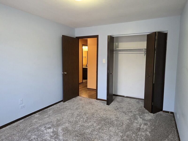 1758 Plymouth Court Wheaton IL 60189