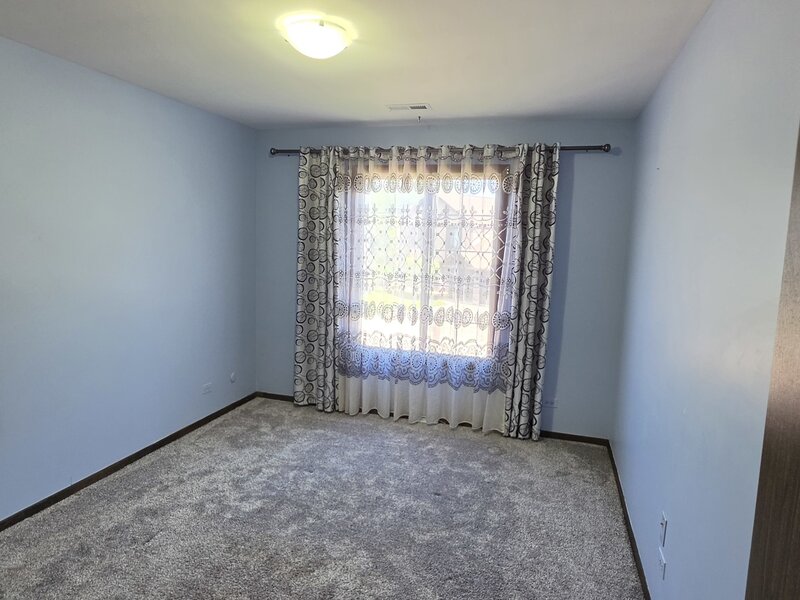 1758 Plymouth Court Wheaton IL 60189