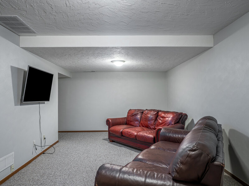 4070 Prairie Lane Bettendorf IA 52722