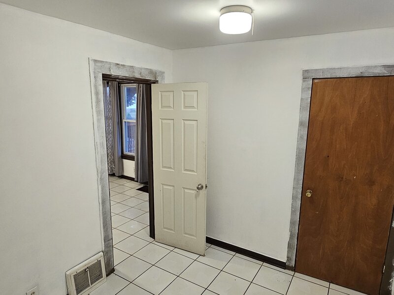344 E 117th Street Chicago IL 60628